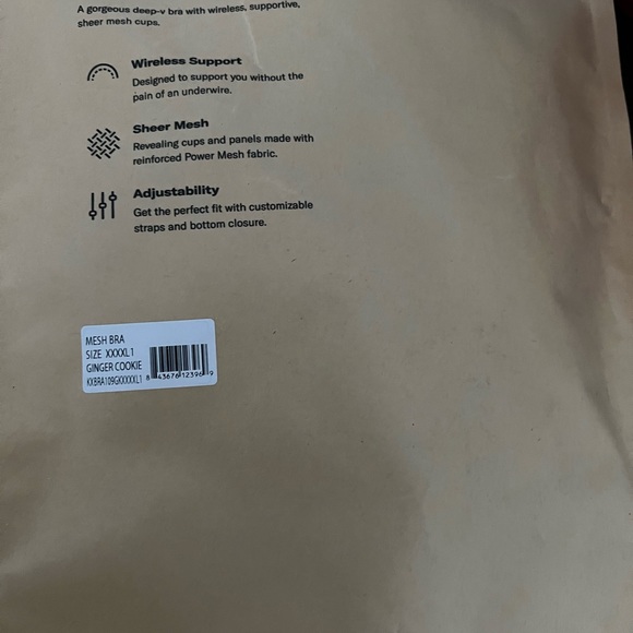 Knix v Ashley Graham Deep V Bra - Picture 5 of 5